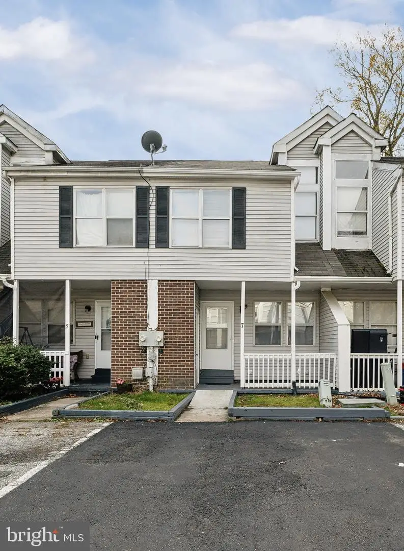 10 Brian Ct, New Castle, DE 19720 - #1