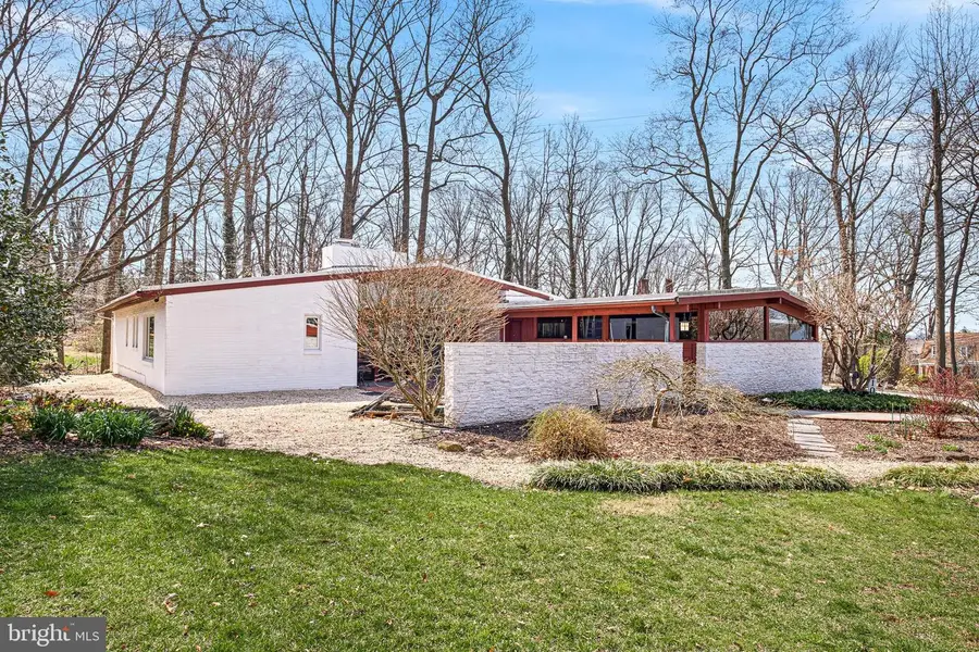 210 Edgewood Dr, Wilmington, DE 19809 - #3