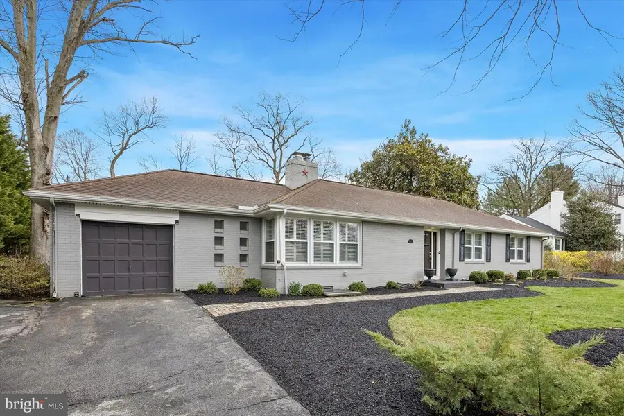 129 Cambridge Dr, Wilmington, DE 19803 - #2