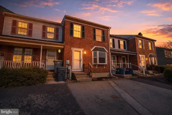 27 Mactavish Ct, NEW CASTLE, DE 19720