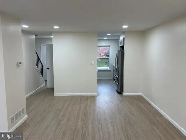 8 Honeysuckle Dr, Newark, DE 19702 - #3