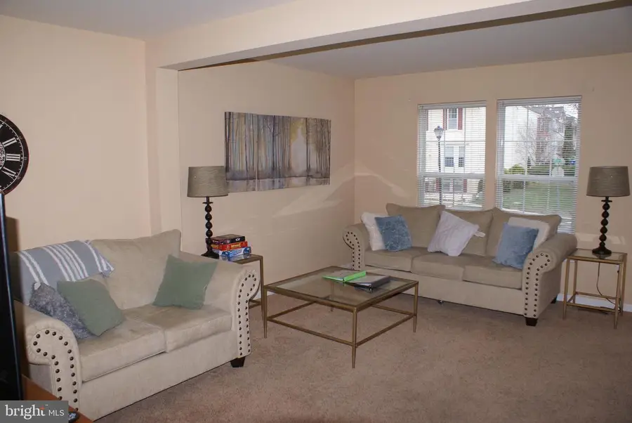 111 Abelia Dr, Newark, DE 19702 - #3