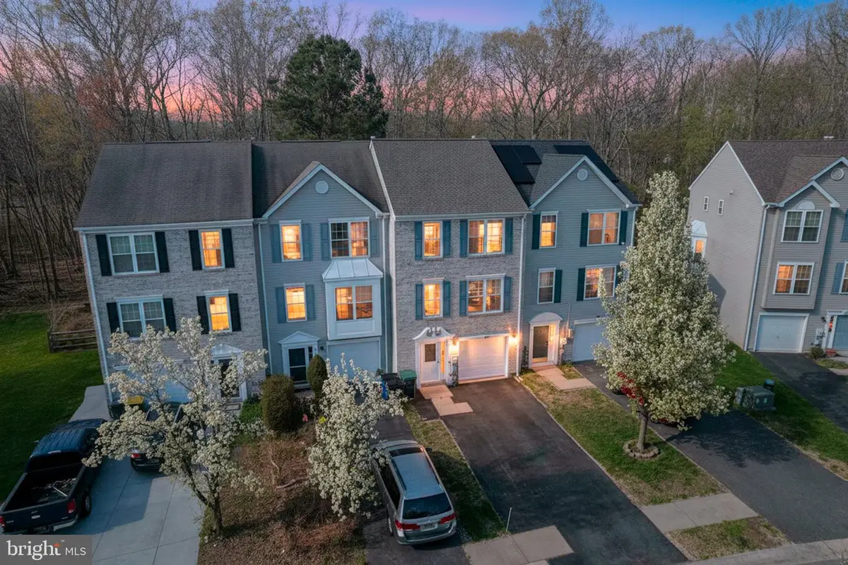 360 N Barrington Ct, Newark, DE 19702 - #1