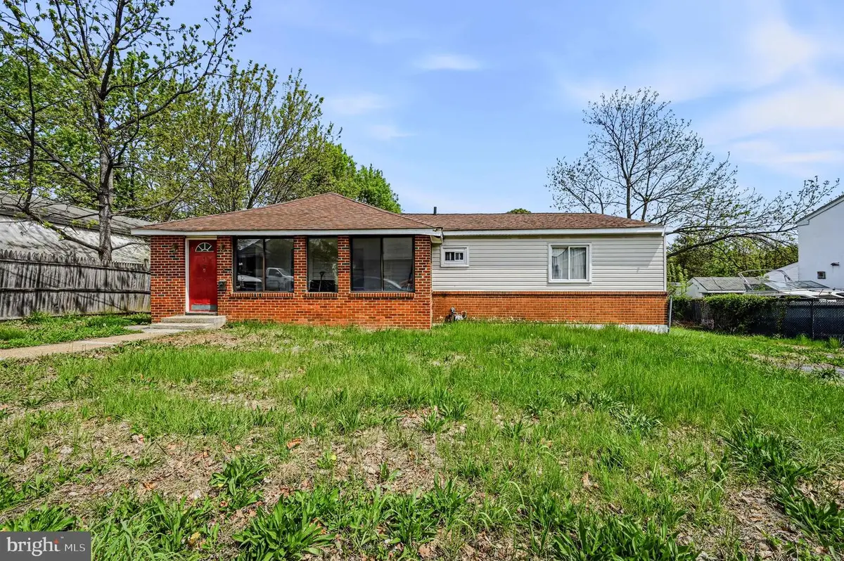 408 9th St, New Castle, DE 19720 - #1