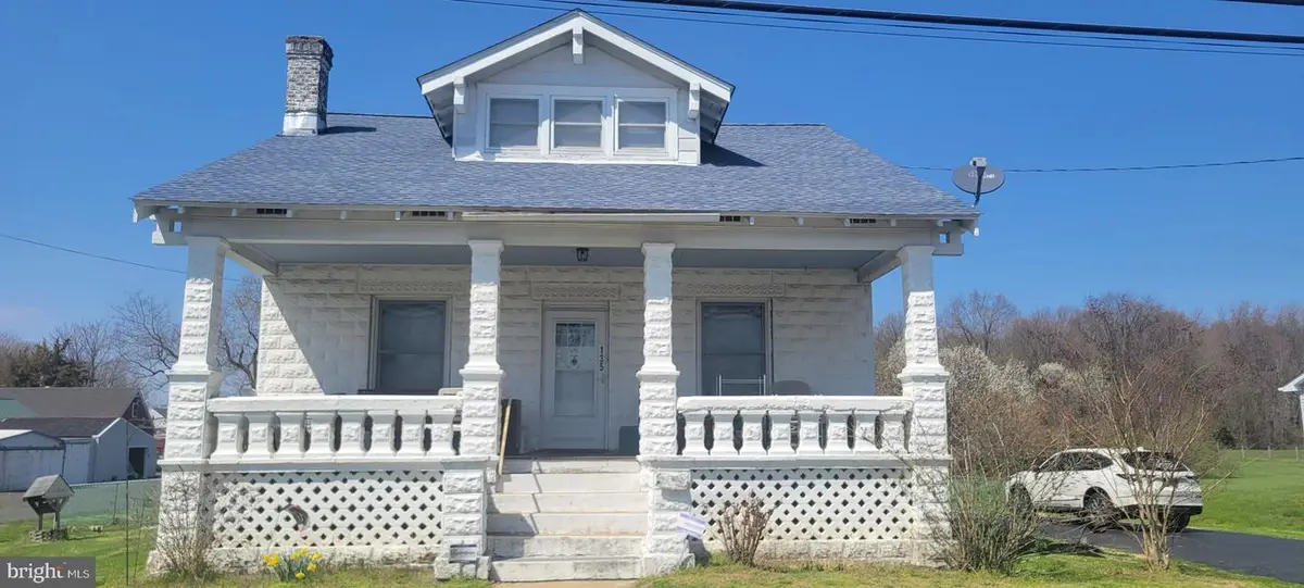 135 Main St, Townsend, DE 19734 - #1