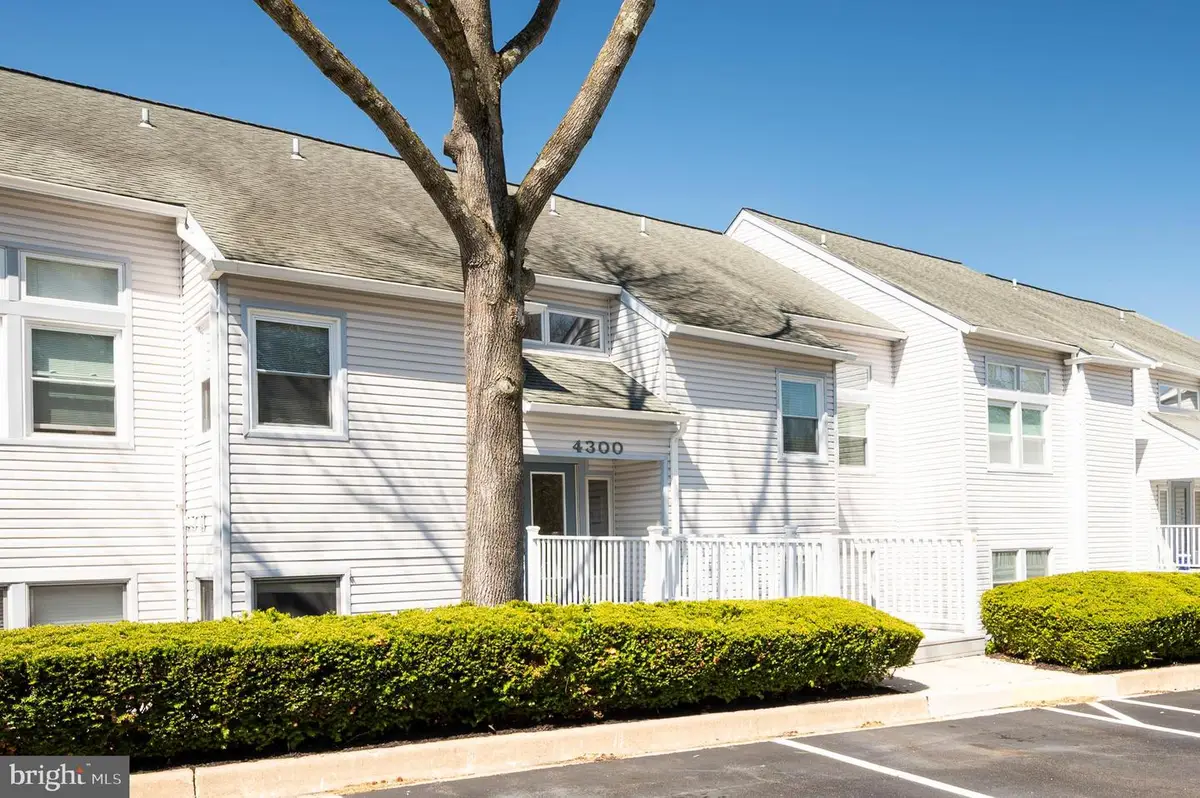 4301 Birch Cir, Wilmington, DE 19808 - #1