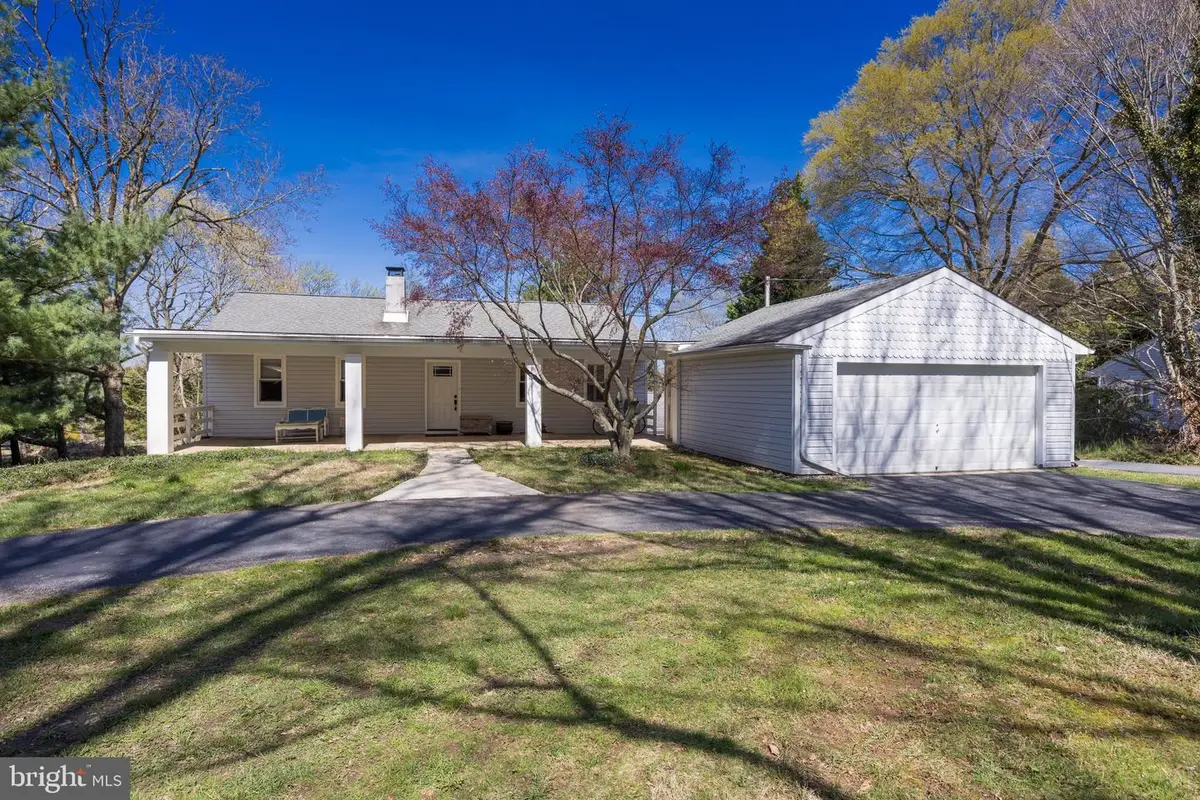 820 Sharpless Rd, Hockessin, DE 19707 - #1