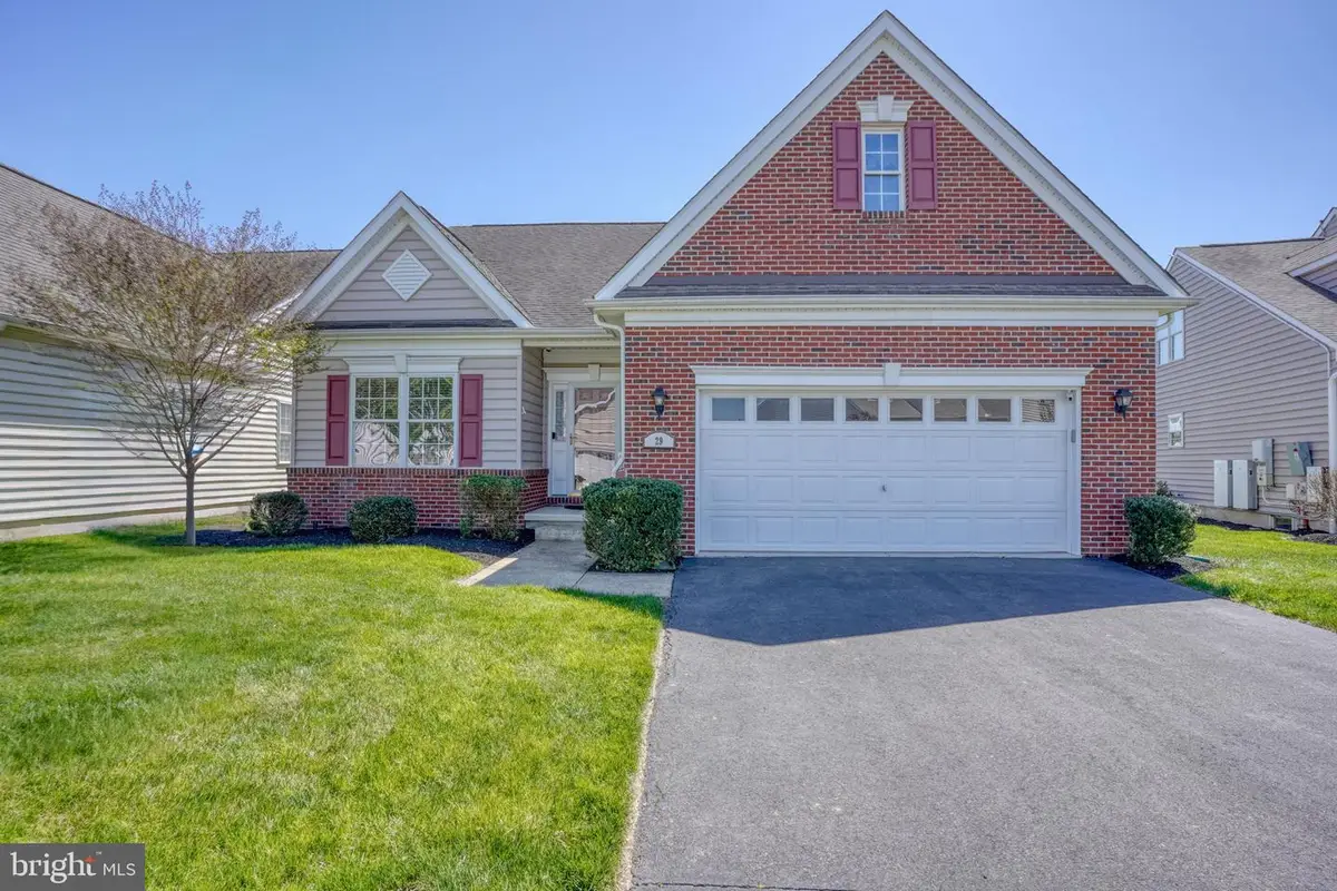 29 Devalinder Dr, Newark, DE 19702 - #1