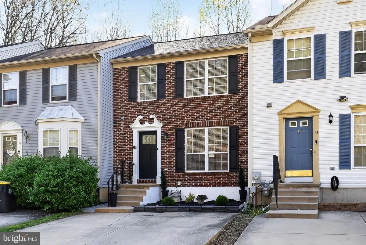 10 Dovetree Dr, Newark, DE 19713 - #1