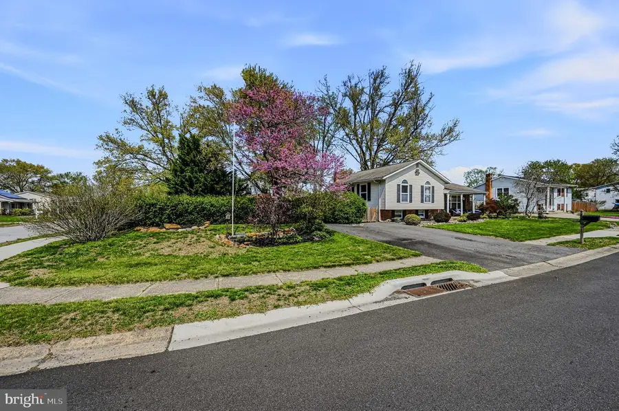 884 Broadfield Dr, Newark, DE 19713 - #2