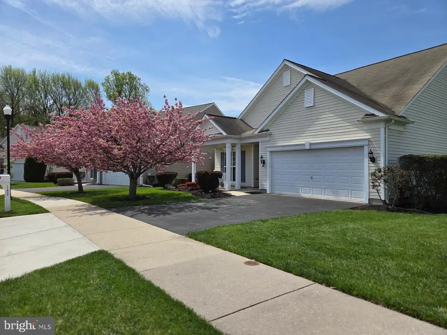 142 Galleon Dr, Newark, DE 19702 - #2