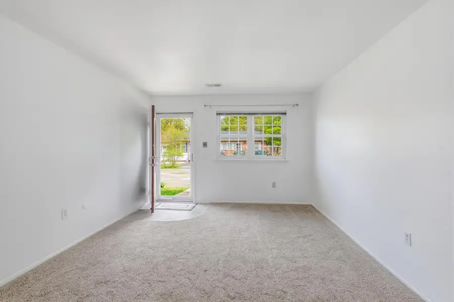 2110 Pasternak Pl, Newark, DE 19702 - #3