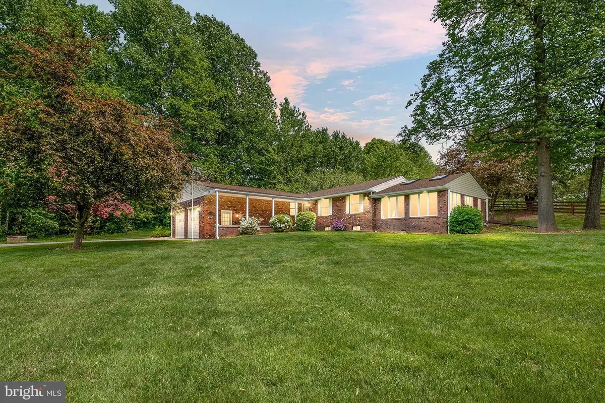 300 Suffolk Dr, Bear, DE 19701 - #1