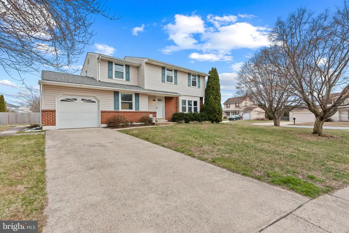 2701 Taney Ln, Wilmington, DE 19810 - #1