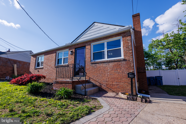 303 Silverbrook Dr, WILMINGTON, DE 19804
