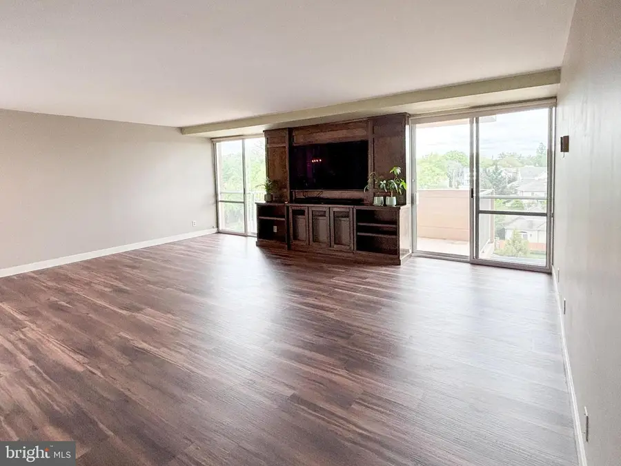 2401 Pennsylvania #614, Wilmington, DE 19806 - #2