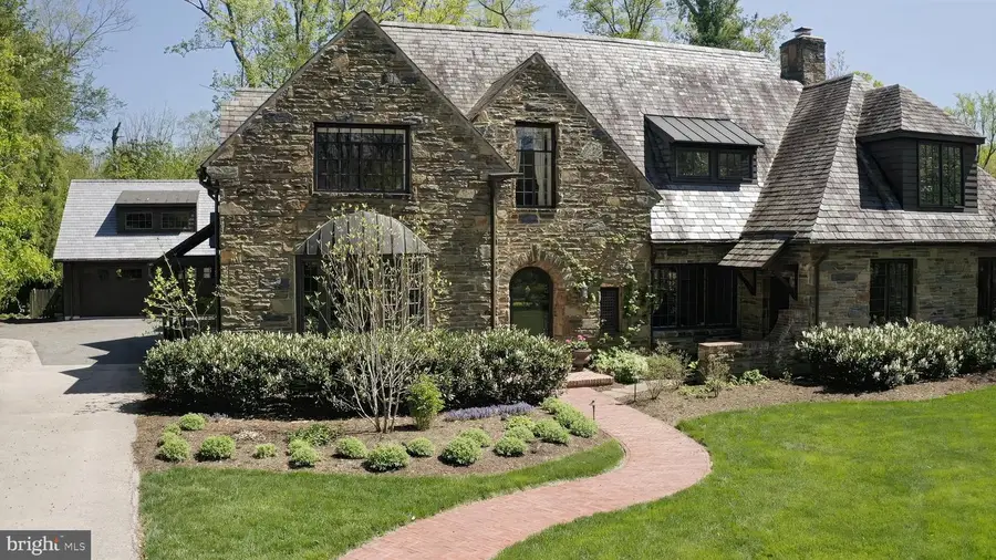 1002 Overbrook Rd, Wilmington, DE 19807 - #2