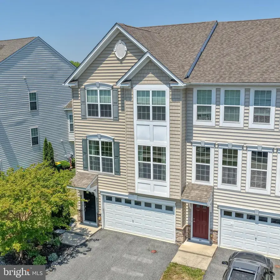 664 Courtly Rd, Townsend, DE 19734 - #2