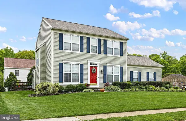 11 Buttonwood Ct, NEWARK, DE 19702