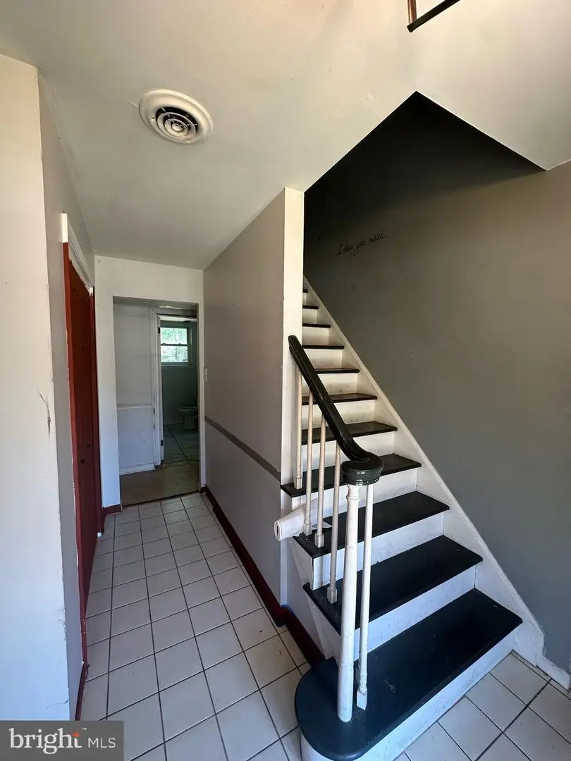 93 S Skyward Dr, Newark, DE 19713 - #3