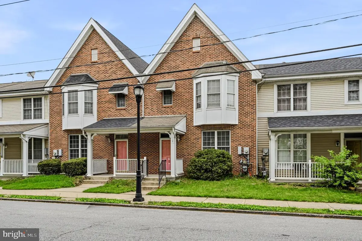 709 E 26th St, Wilmington, DE 19802 - #1