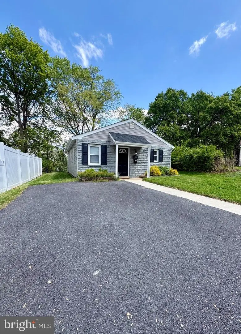 102 Oval Cir, Wilmington, DE 19801 - #3