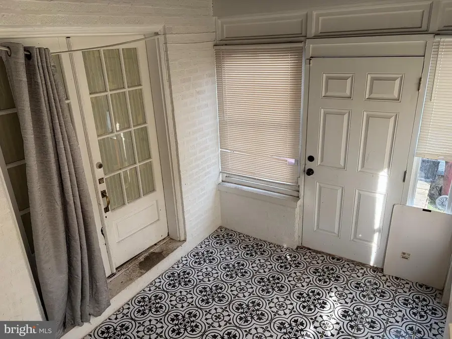 35 E 30th St, Wilmington, DE 19802 - #3
