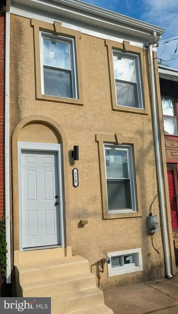 320 Townsend St, Wilmington, DE 19801 - #1