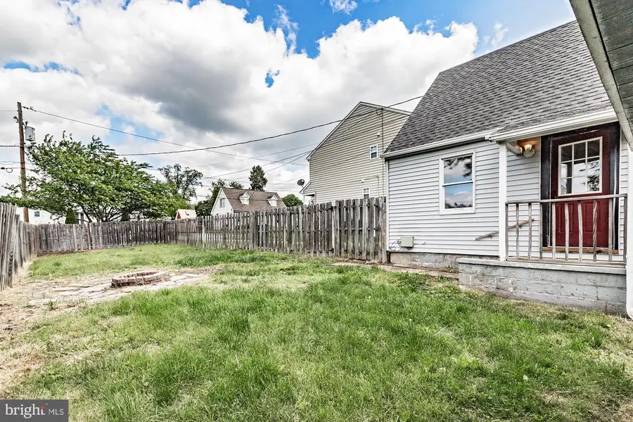 3904 Elmwood St, Wilmington, DE 19808 - #3