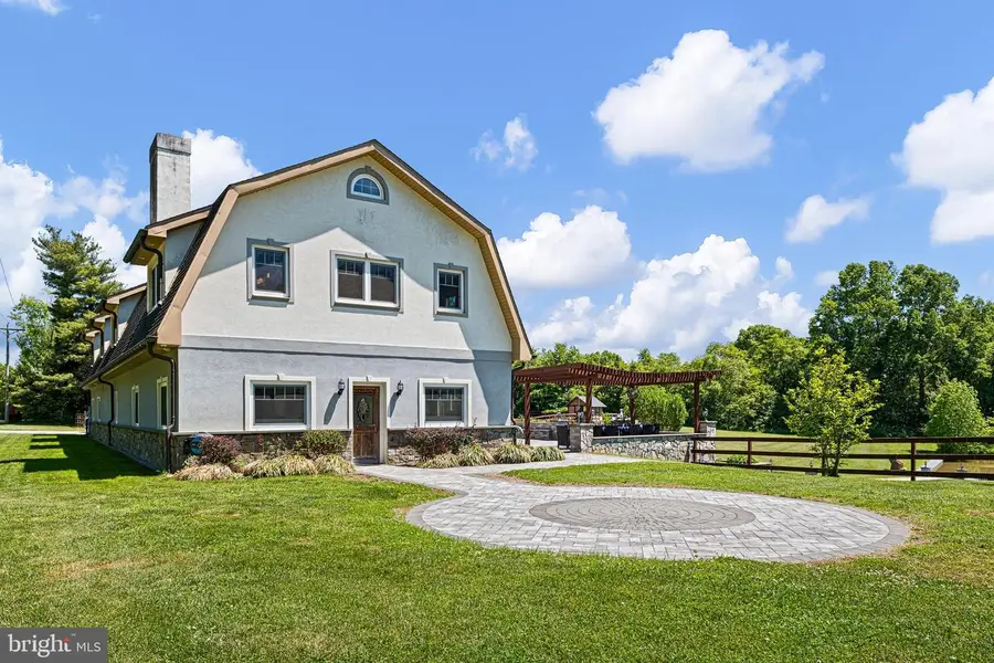 1114 Taylors Bridge Rd, Townsend, DE 19734 - #2