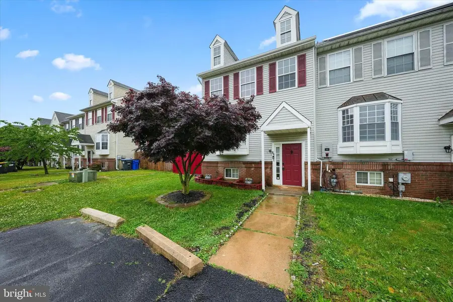98 Three Rivers Dr, Newark, DE 19702 - #3