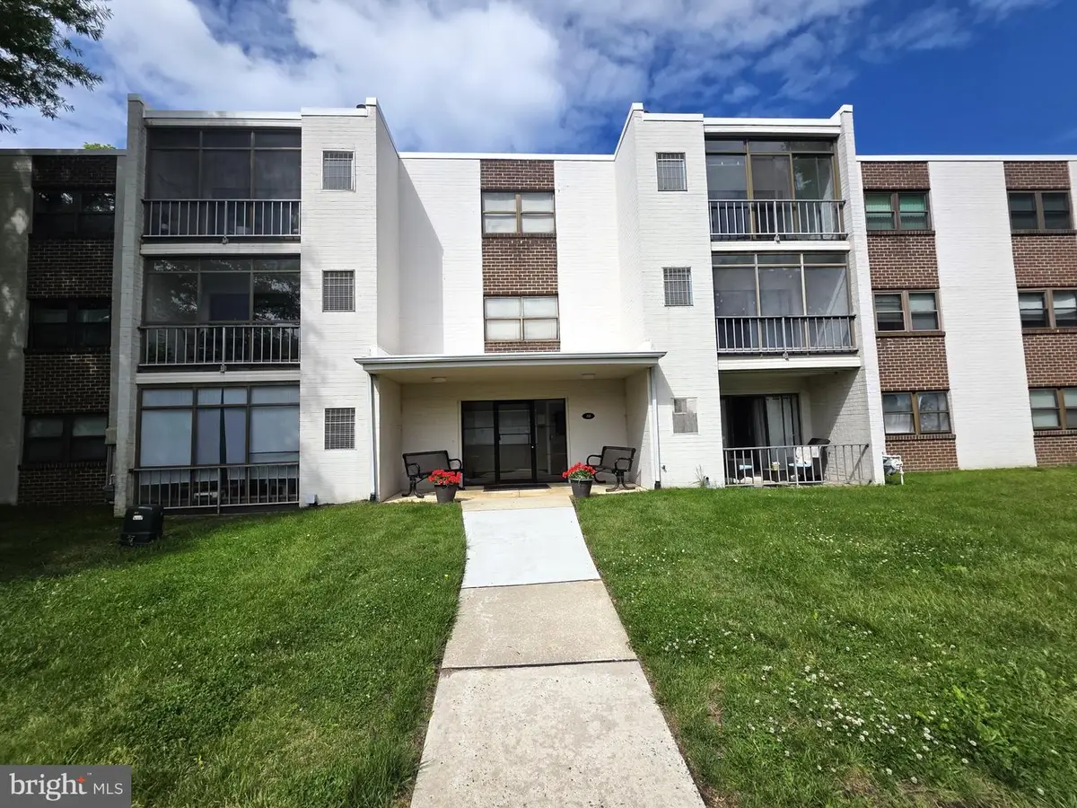 80 Welsh Tract Rd #202, Newark, DE 19713 - #1