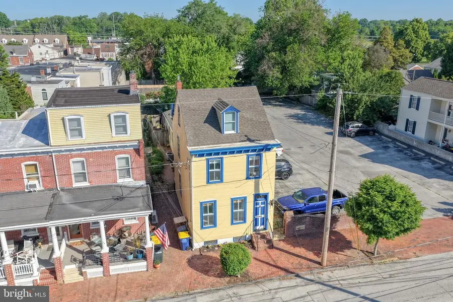 26 E 5th St, New Castle, DE 19720 - #2