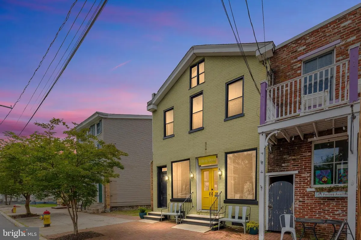 38 Clinton St, Delaware City, DE 19706 - #1