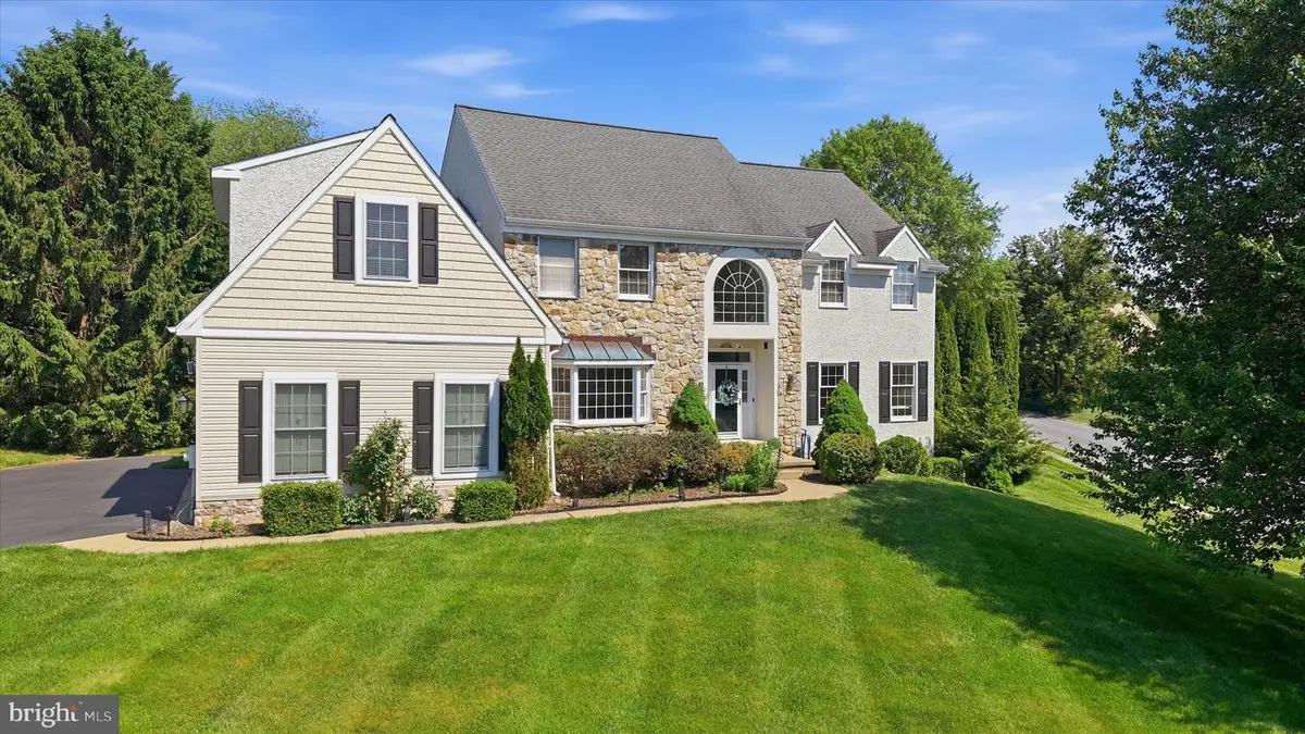 706 Regency Hill Dr, Hockessin, DE 19707 - #1