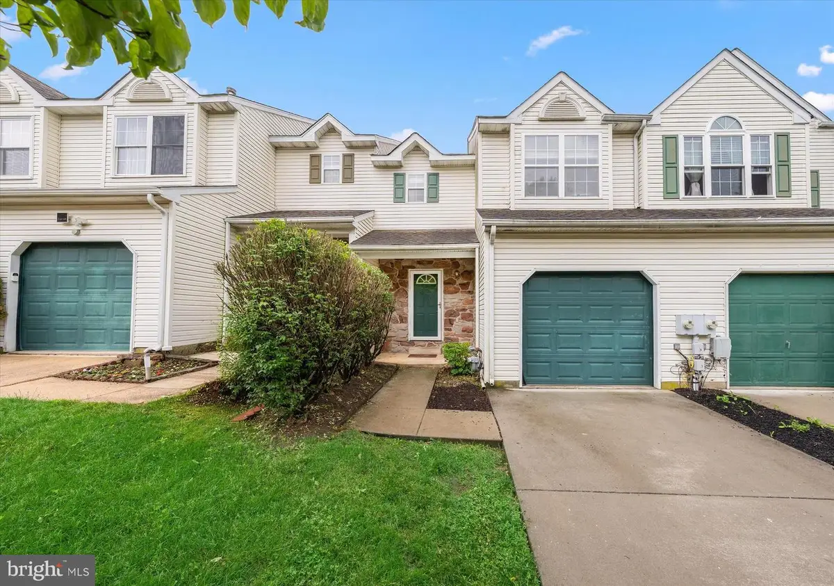 952 Glackens Ln, Wilmington, DE 19808 - #1