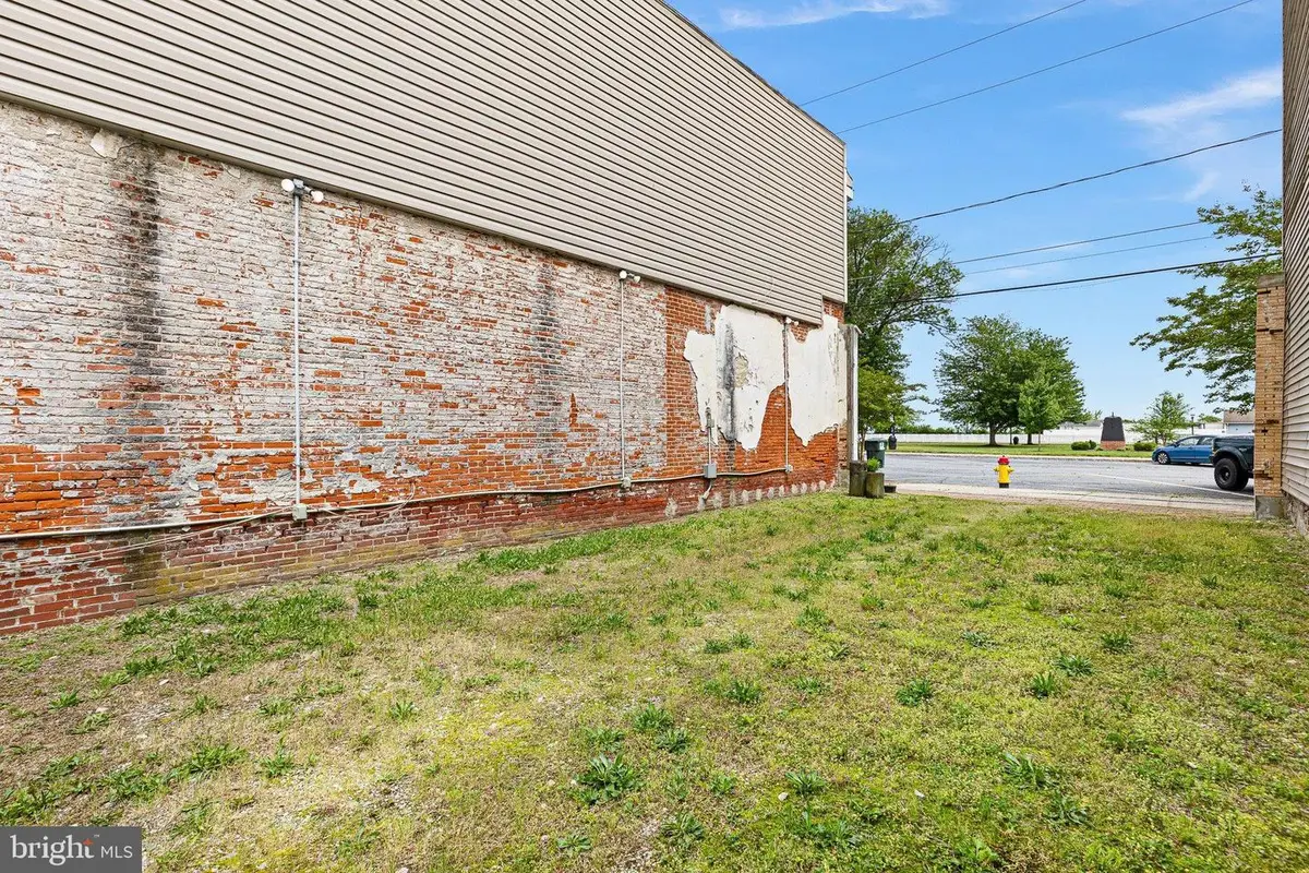 42 Clinton St, Delaware City, DE 19706 - #1