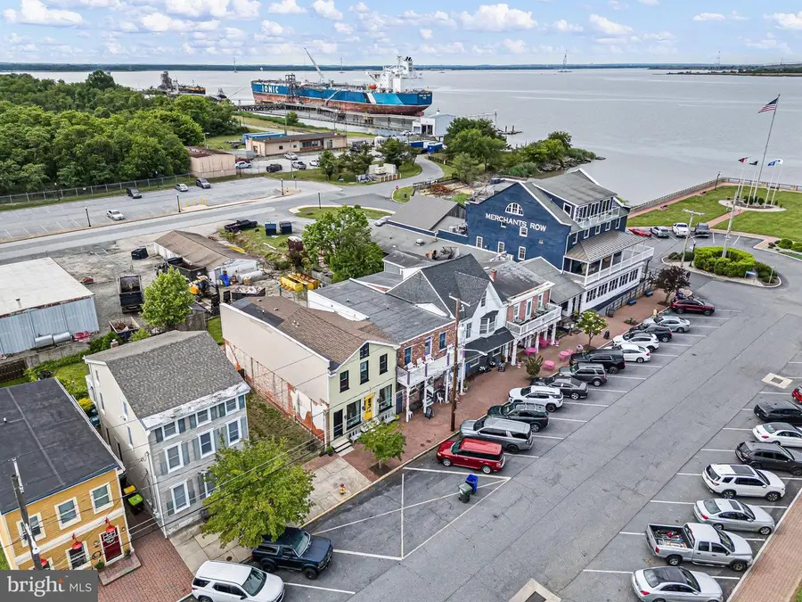 42 Clinton St, Delaware City, DE 19706 - #2