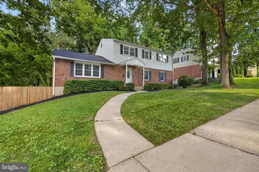 806 N Country Club Dr, Newark, DE 19702 - #2