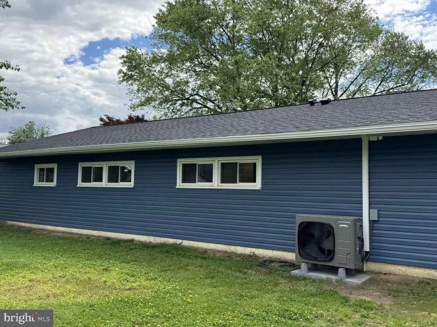 11 Metten Rd, Newark, DE 19713 - #2