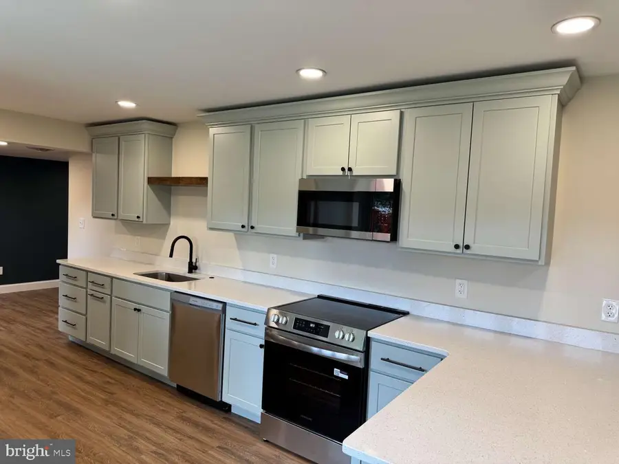 11 Metten Rd, Newark, DE 19713 - #3