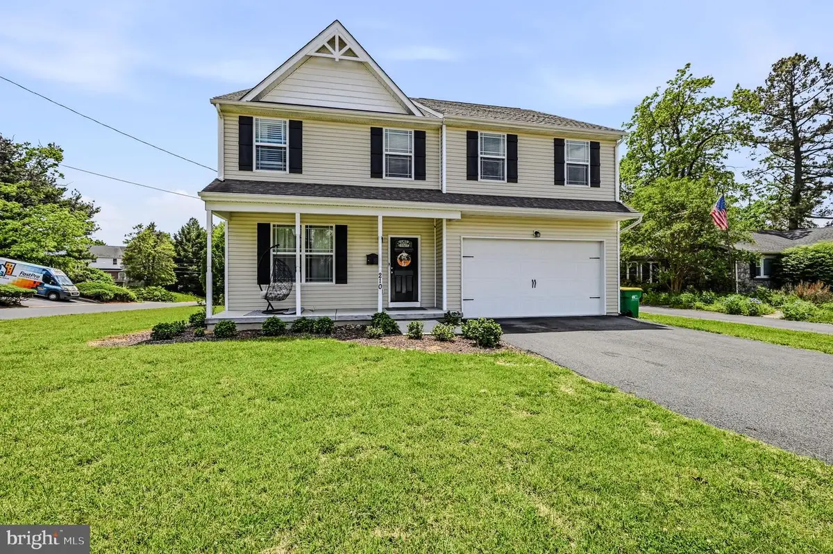 210 E Highland Ave, Wilmington, DE 19804 - #1