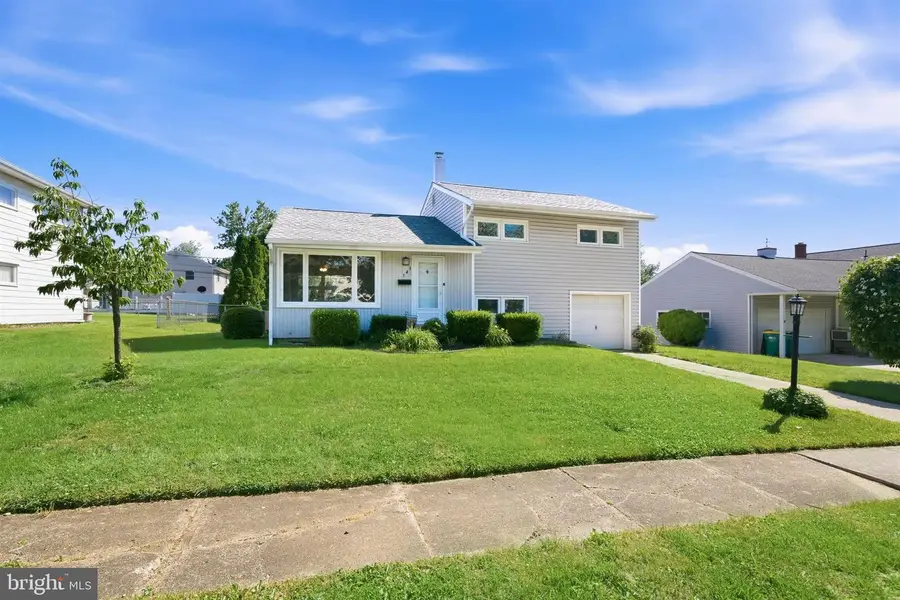 141 S Shelley Dr, Claymont, DE 19703 - #2