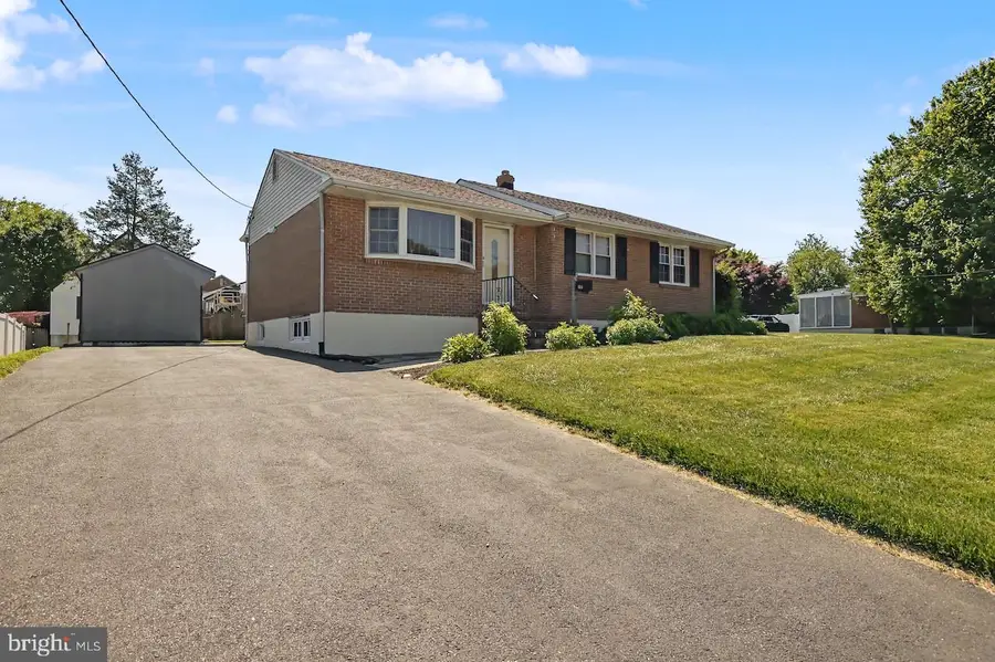 105 Macarthur Dr, Wilmington, DE 19804 - #2