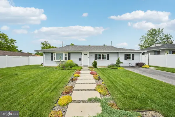 1 Curry Ln, NEWARK, DE 19713