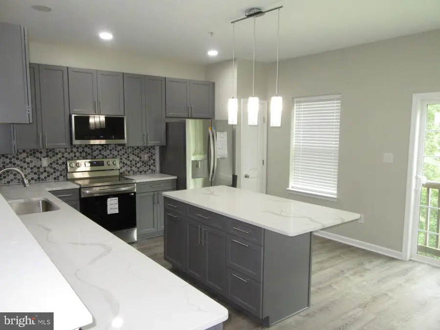 707 S Twin Lakes Blvd, Newark, DE 19711 - #3