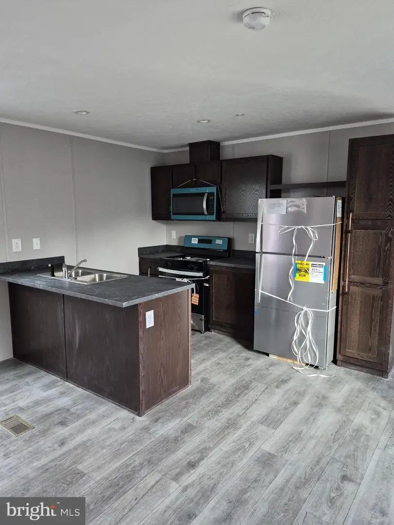 318 Hostetter Blvd, New Castle, DE 19720 - #2