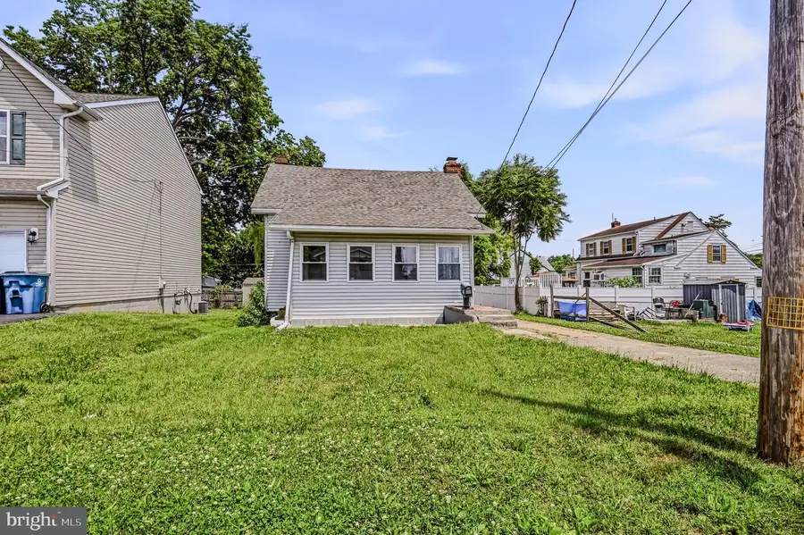 308 7th St, New Castle, DE 19720 - #2