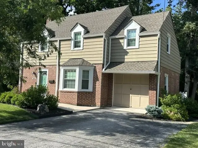 809 Woodsdale Rd, Wilmington, DE 19809 - #1