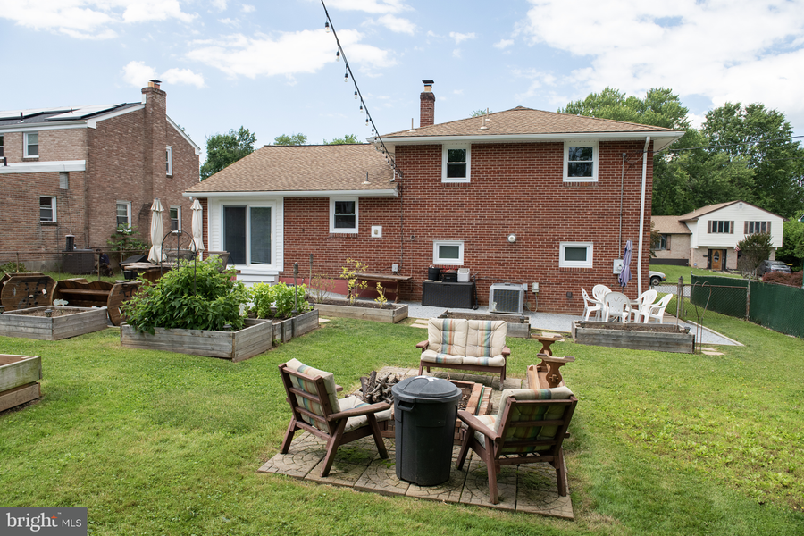 13 Hillcroft Rd, Newark, DE 19711 - #3